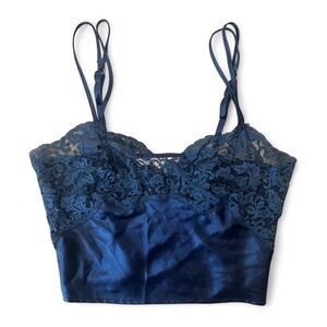Vintage 1999 Victoria’s Secret Navy Blue lace cami sleep tank top Small